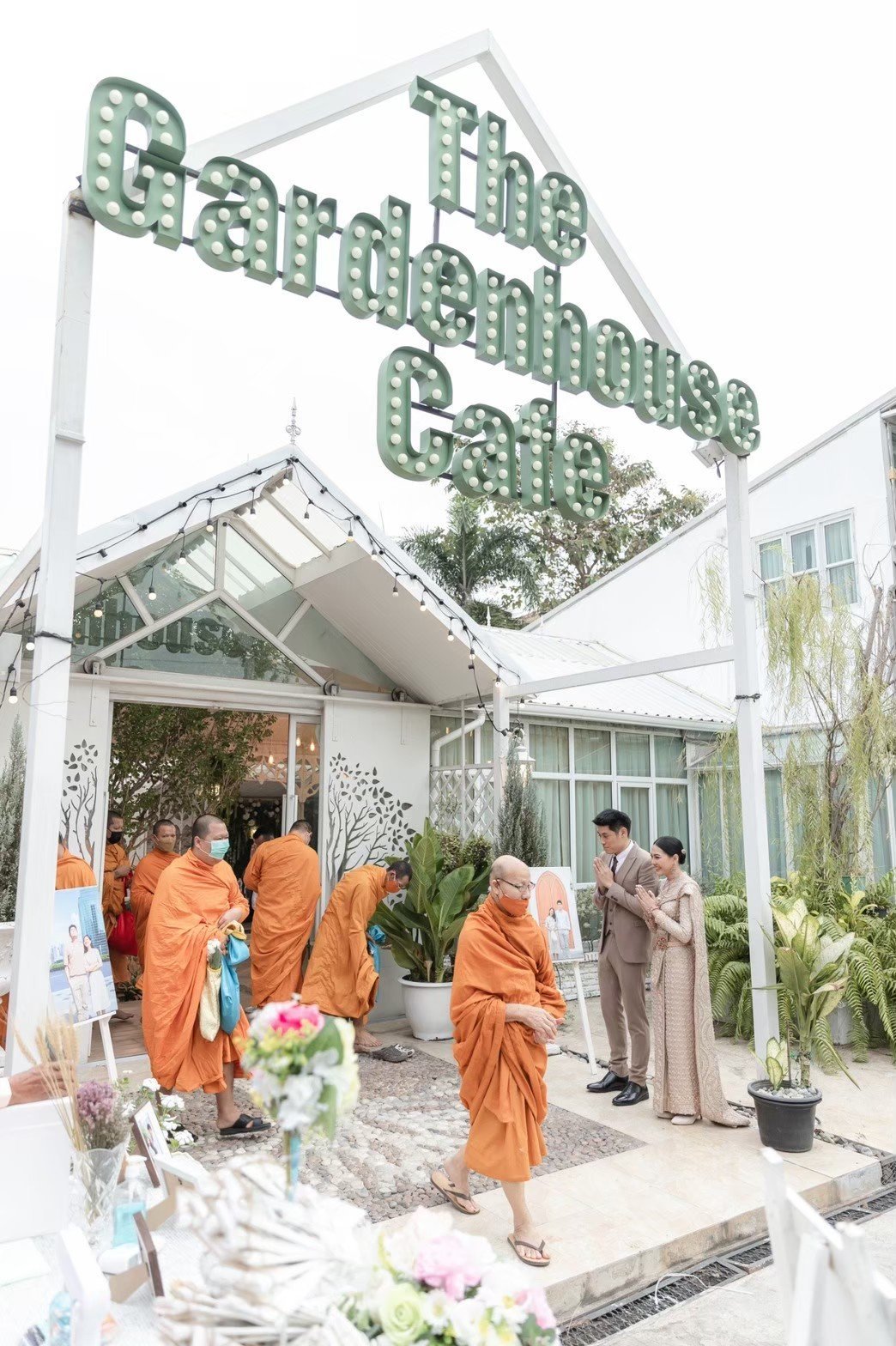 line album 16122564 be 220210 7.jpg