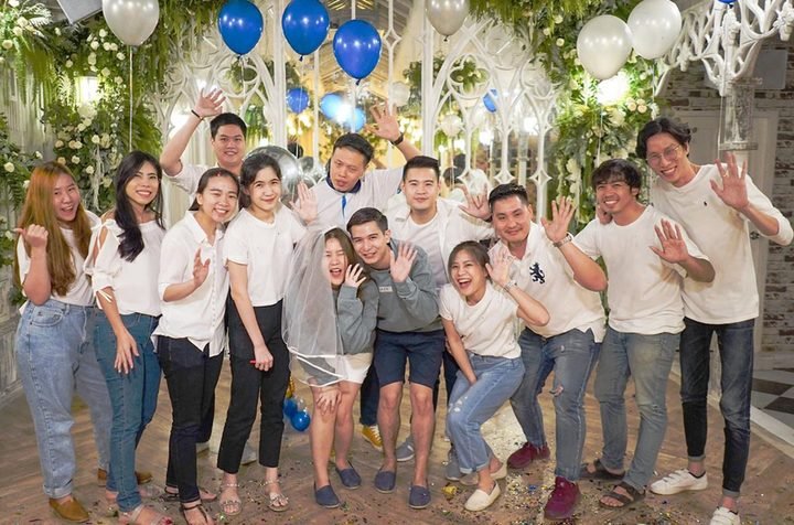 เลี้ยงรุ่น / บายเนียร์ Gardenhouse ประชาอุทิศ ทุ่งครุ